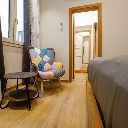 In The Centre With Steam Bath Floransa