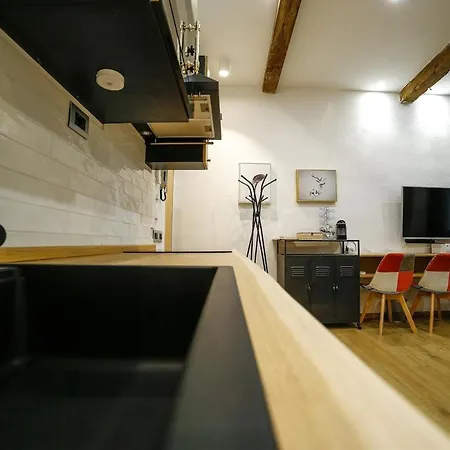 Daire In The Centre With Steam Bath Floransa