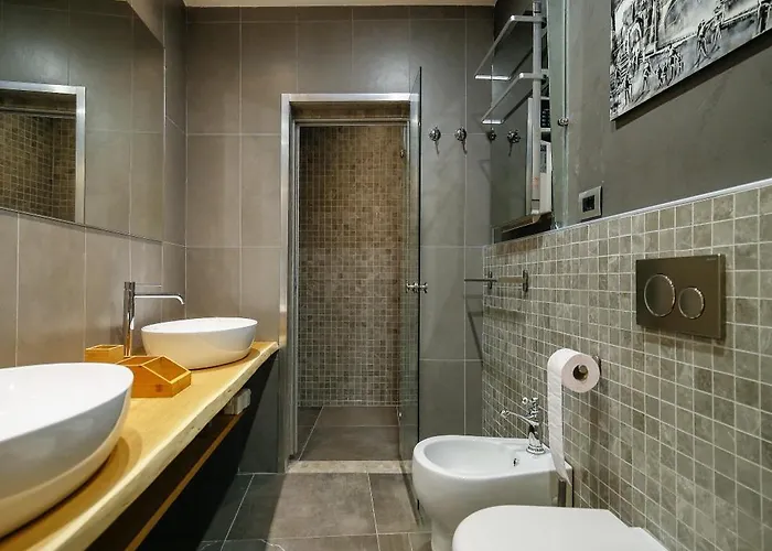 In The Centre With Steam Bath *